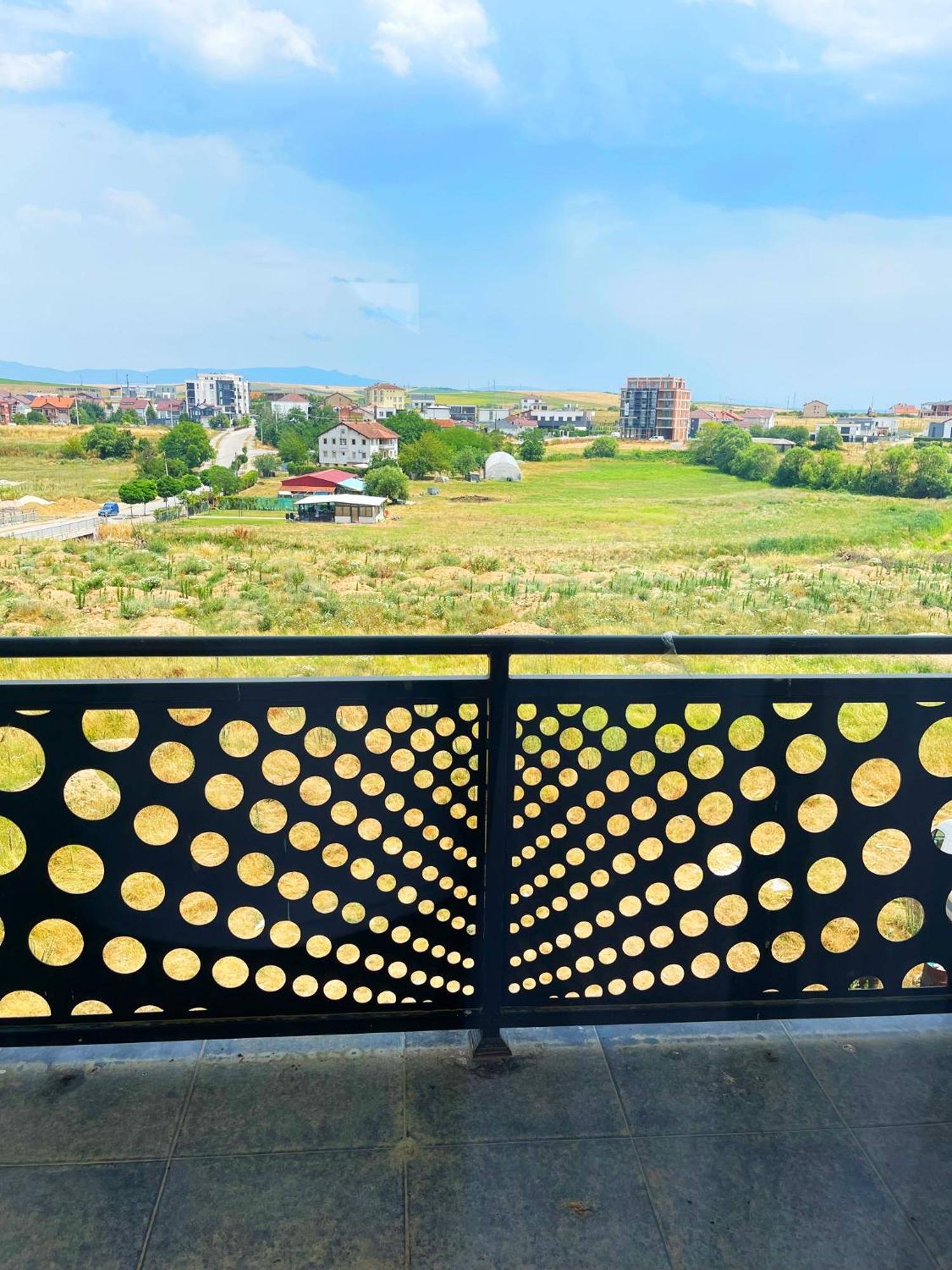 Infinity Plaza Hotel Gjakova Eksteriør bilde