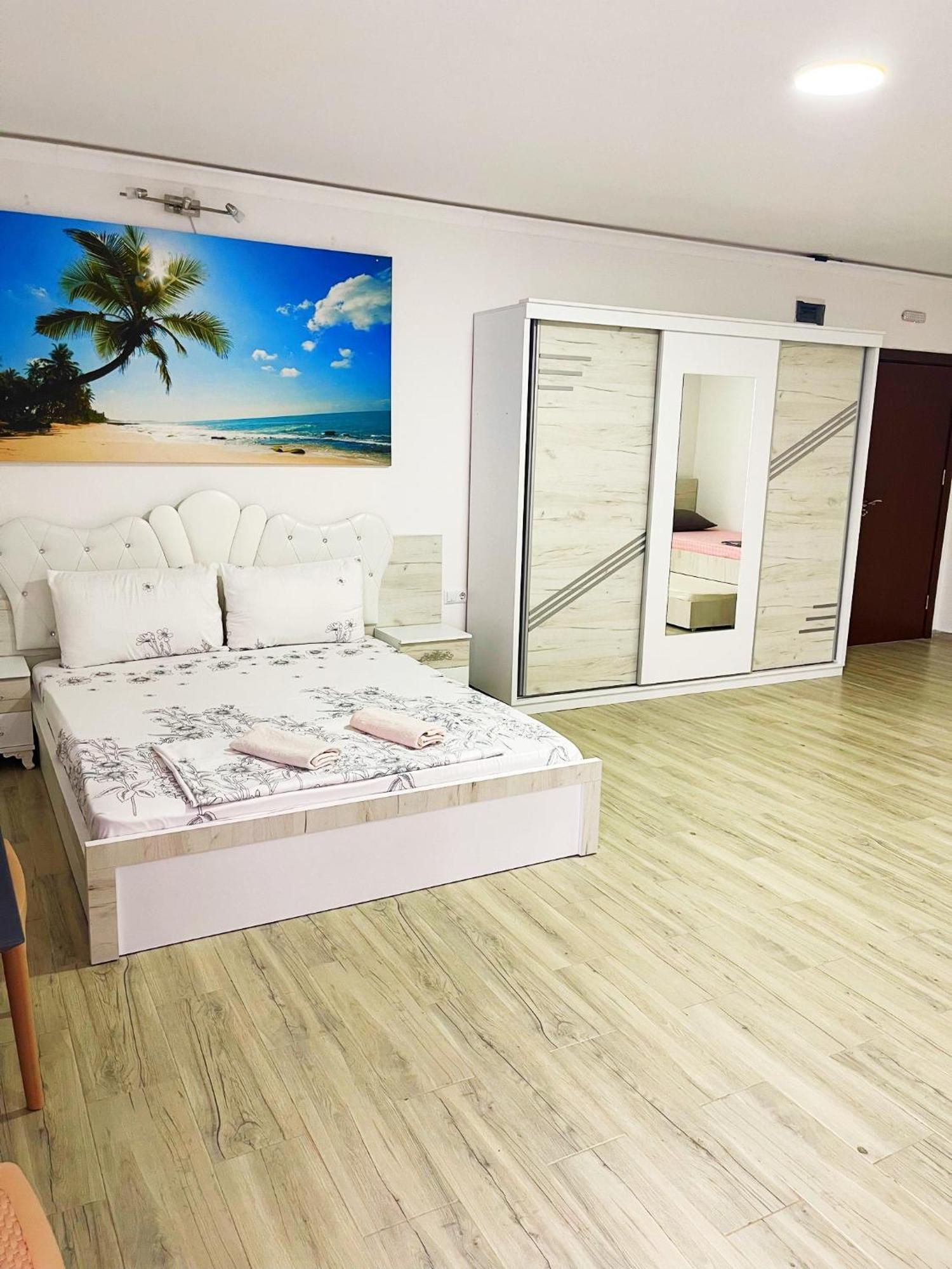 Infinity Plaza Hotel Gjakova Eksteriør bilde