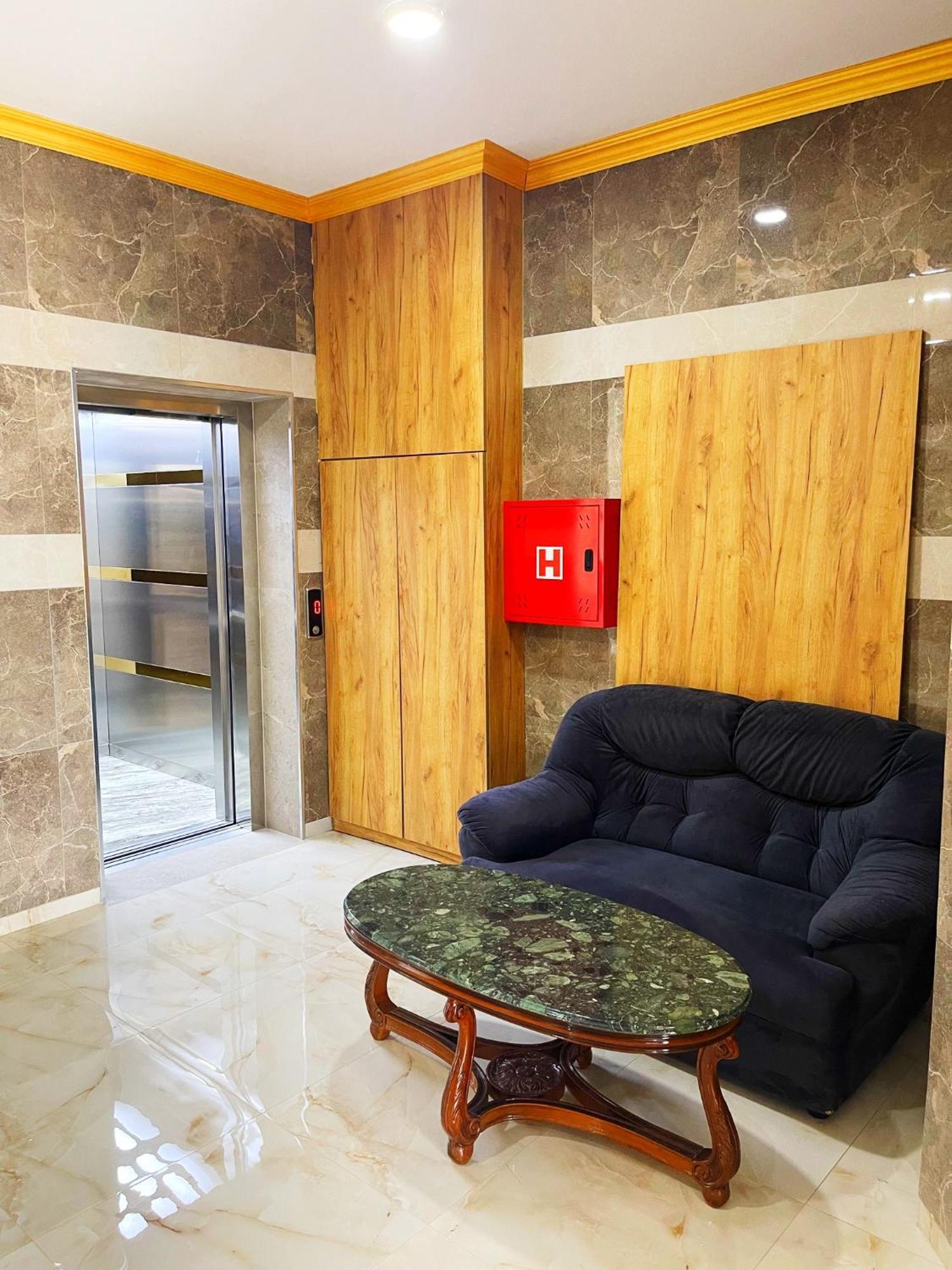 Infinity Plaza Hotel Gjakova Eksteriør bilde